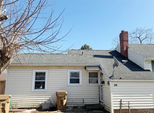 33-35 Brookhaven Dr, Cheektowaga, NY, 14225-2532 | Card Image