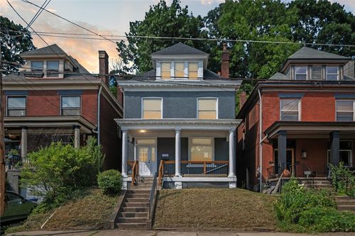 221 Elm St, Swissvale, PA, 15218-1517 | Card Image
