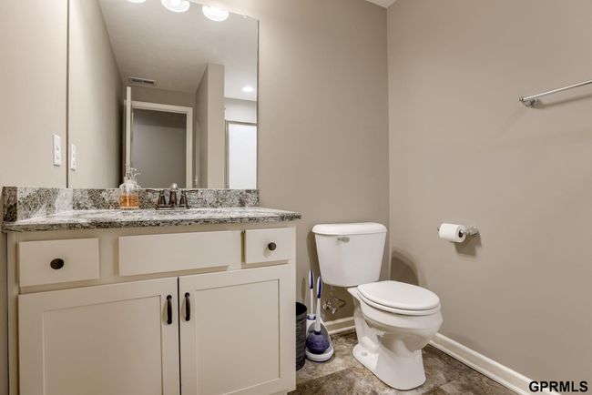 7810 S 184 Th Ave, House other with 4 bedrooms, 3 bathrooms and 3 parking in Omaha NE | Image 30