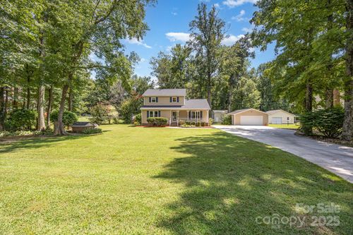 145 Willow Dr, Salisbury, NC, 28146-9376 | Card Image
