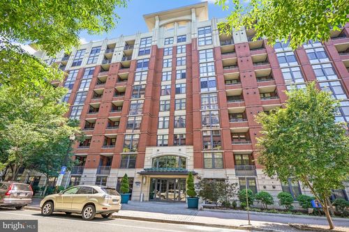 627-1021 N Garfield St, ARLINGTON, VA, 22201-2576 | Card Image