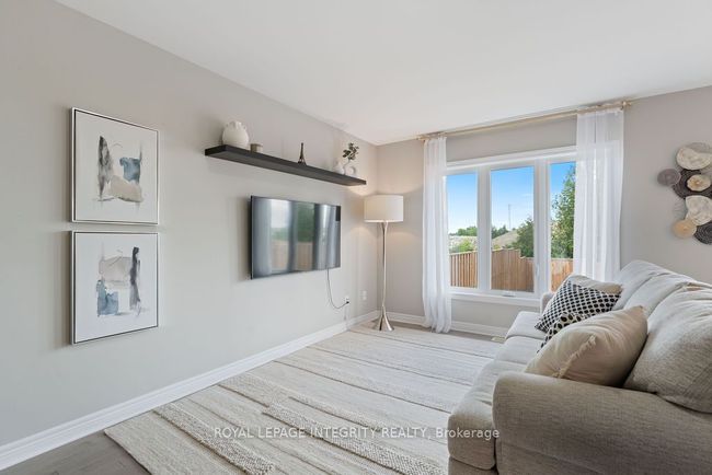5 Mcphail Rd, House attached with 3 bedrooms, 3 bathrooms and 2 parking in Carleton Place ON | Image 16