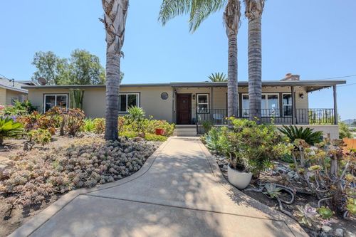123 E 11th Ave, Escondido, CA, 92025-5111 | Card Image