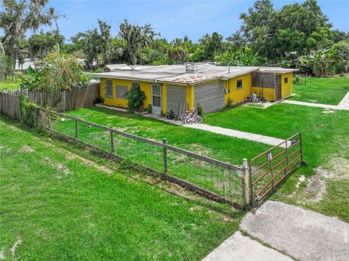 825 Cook Rd, Mulberry, FL, 33860-9065 | Card Image
