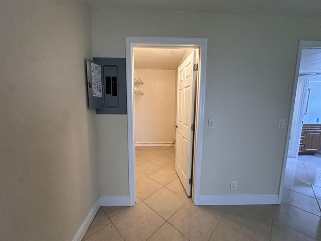 433 Saxony J, Condo with 2 bedrooms, 2 bathrooms and null parking in Delray Beach FL | Image 31