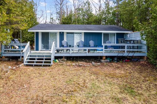 1520 2nd Ave Avenue S, Native Leased Lands, ON, N0H2C1 | Card Image