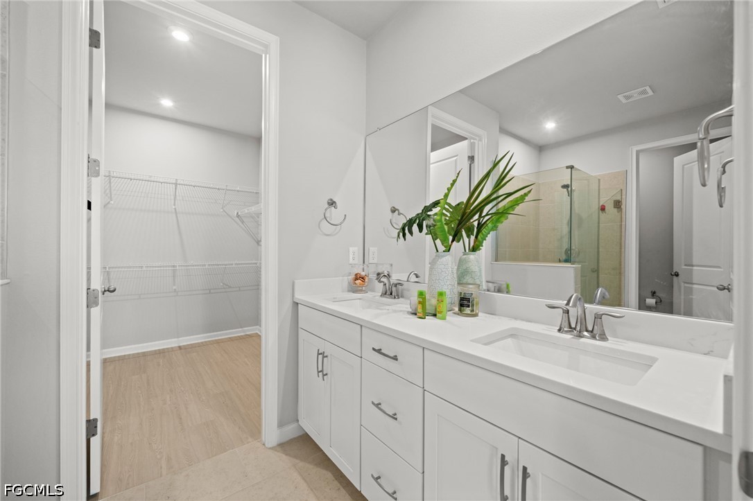 Residential Lease in Fort Myers 3