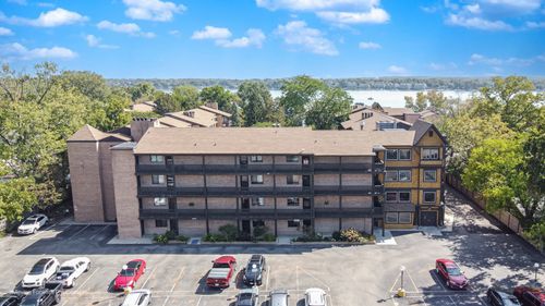 s302b-450 N Main St, Wauconda, IL, 60084-3021 | Card Image