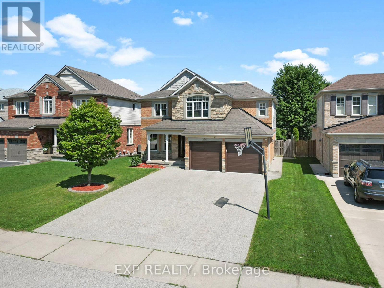 Residential in Niagara Falls (Forestview) 3