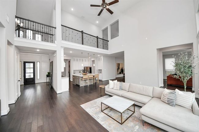 12813 N Palomino Lake Cir, House other with 4 bedrooms, 4 bathrooms and 3 parking in Cypress TX | Image 12