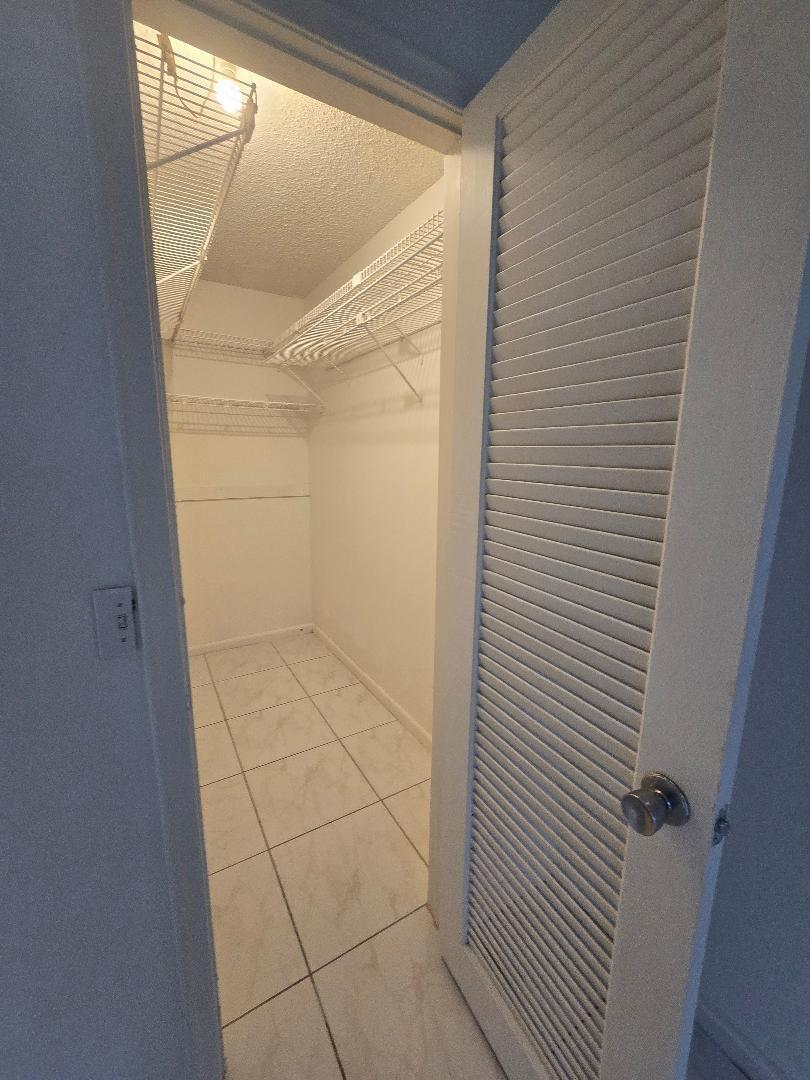 Residential Lease in West Palm Beach 4