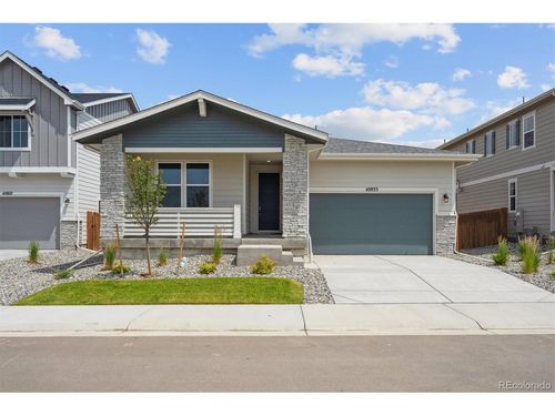 45933 Wood Thrush Ave, Bennett, CO, 80102-7005 | Card Image