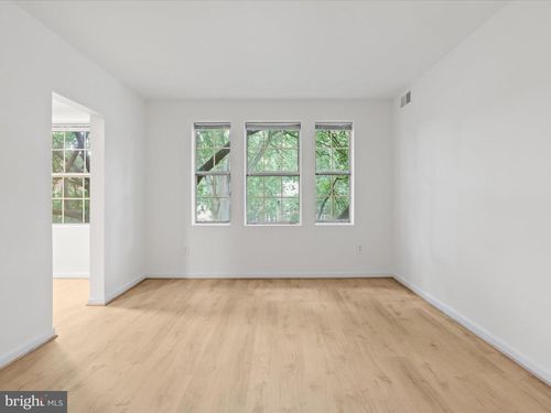 10501-1801 Key Blvd, ARLINGTON, VA, 22201-3233 | Card Image