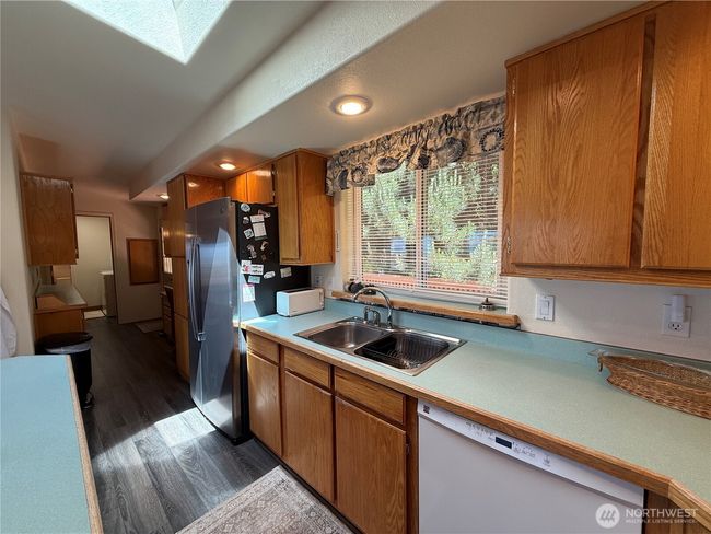 144 State Route 101, House other with 3 bedrooms, 2 bathrooms and 2 parking in Chinook WA | Image 12