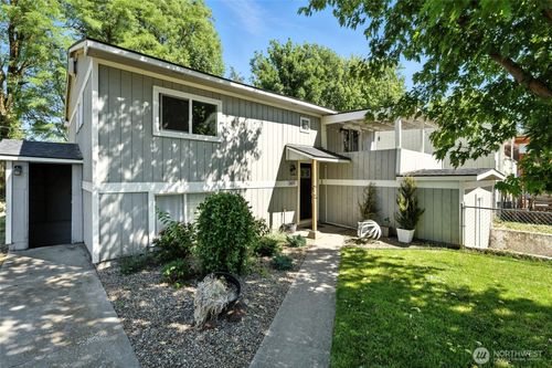207 Harmon St, Waitsburg, WA, 99361-9740 | Card Image