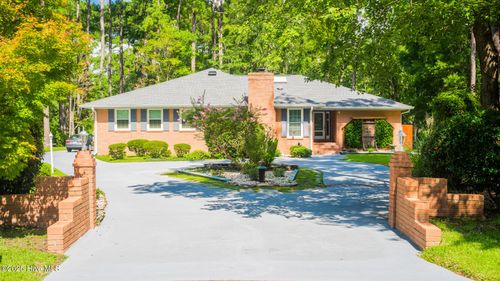 4 Moss Ct, Carolina Shores, NC, 28467-2563 | Card Image