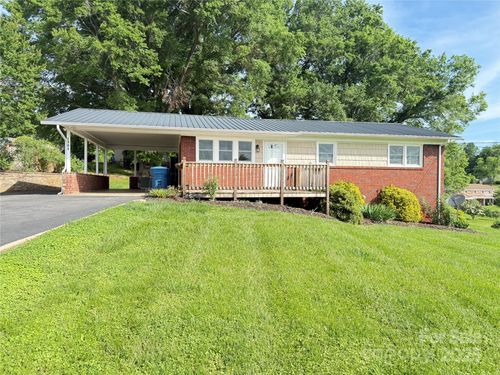 1303 Rambling Acres Cir, Lenoir, NC, 28645-7455 | Card Image