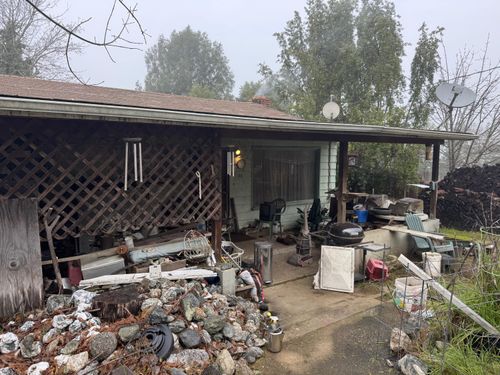 90 Maple Ln, Miranda, CA, 95553-9225 | Card Image