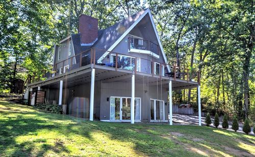 8 Sandy Beach Rd, Westford, MA, 01886-3212 | Card Image