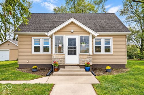 7303 E 400 S, Columbus, IN, 47203-9201 | Card Image