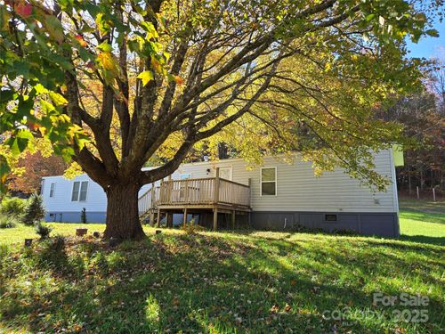 1111 Shoal Creek Rd, Balsam Grove, NC, 28708-9664 | Card Image