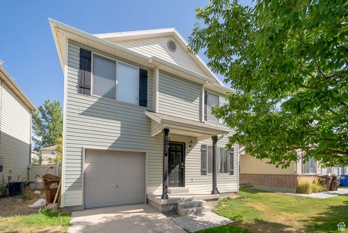 2127 E Eagle Crest Way, Eagle Mountain, UT, 84005-2152 | Card Image