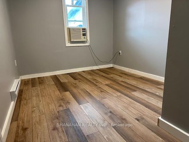5301 Nauvoo Rd, Home with 0 bedrooms, 0 bathrooms and 3 parking in Warwick ON | Image 12