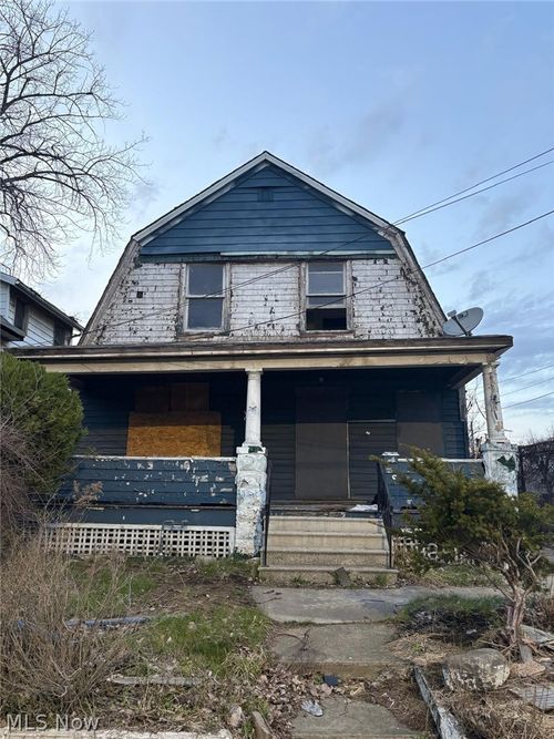 5611 Grand Avenue, Cleveland, OH, 44104 | Card Image