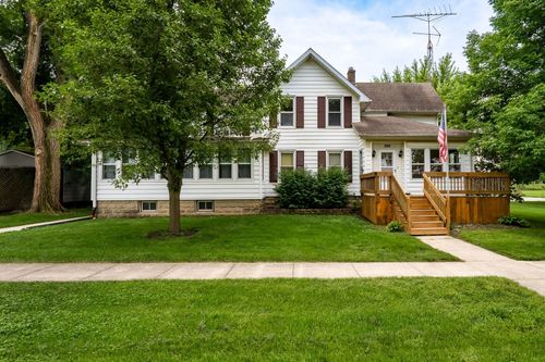 200 E Scott St, Odell, IL, 60460-9429 | Card Image