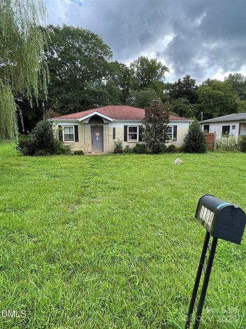 1124 Riverside Dr, Charlotte, NC, 28214-9654 | Card Image