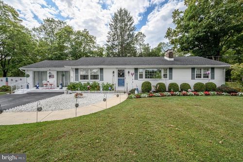 2 Joanne St, PRINCETON JUNCTION, NJ, 08550-1247 | Card Image