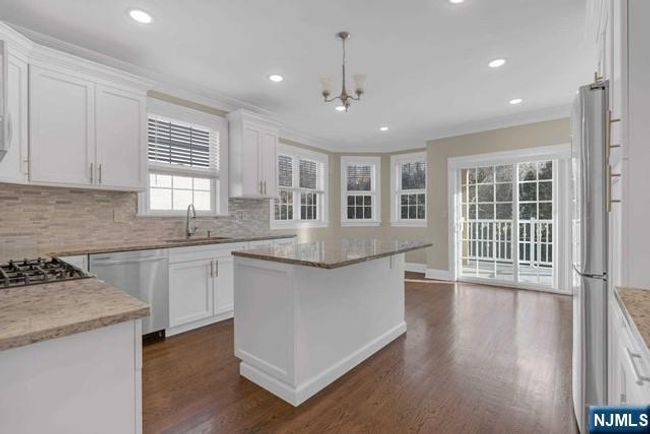 474 Walnut St, Home with 3 bedrooms, 3 bathrooms and null parking in Ridgefield NJ | Image 10