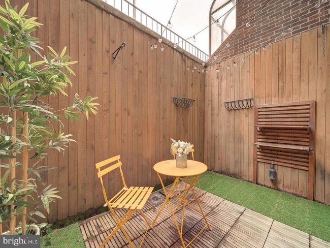 APT-23 - 1715 15 Th St Nw, Condo with 2 bedrooms, 2 bathrooms and null parking in WASHINGTON DC | Image 32