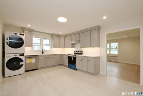 1-306 Courtland Ave, Stamford, CT, 06906-2225 | Card Image