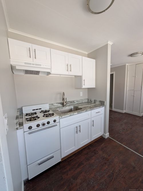 apt-1-34 Center St, Bristol, CT, 06010-4996 | Card Image