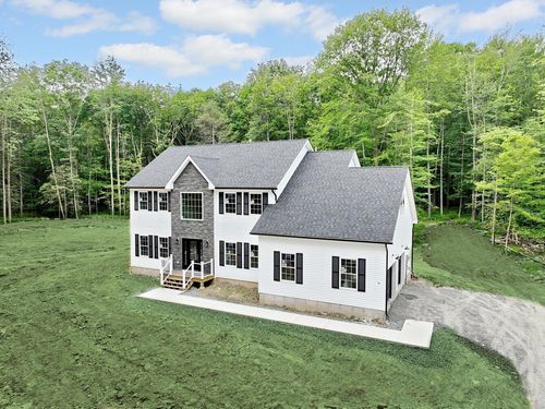 24 Forest Hills Lane, Mount Hope, NY, 10963 | Card Image