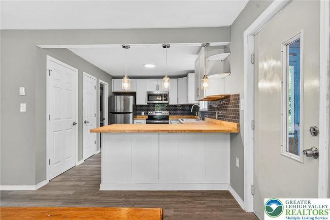6471 Decker Rd, House other with 3 bedrooms, 2 bathrooms and null parking in Bushkill PA | Image 11