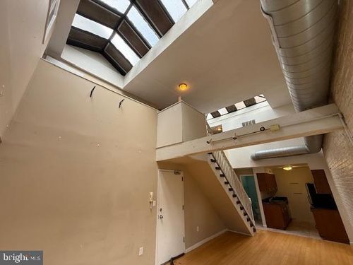 apt-2-126 S 11th St, PHILADELPHIA, PA, 19107-4942 | Card Image