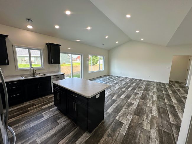 Kitchen/Dining/Living | Image 11
