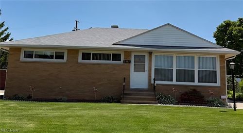 3417 Somia Drive, Parma, OH, 44134 | Card Image