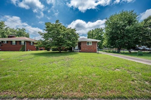 3800 7th Ave, Vienna, WV, 26105-2506 | Card Image