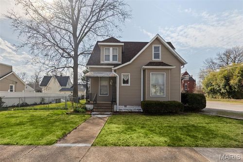 319 S Cherry St, O Fallon, IL, 62269-2048 | Card Image