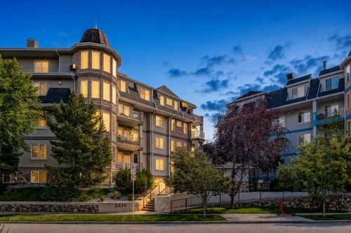305 - 2416 Erlton Street Sw, Condo with 2 bedrooms, 2 bathrooms and 1 parking in Calgary AB | Card Image