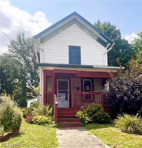 457 Sharp St, Salem, OH, 44460-2630 | Card Image