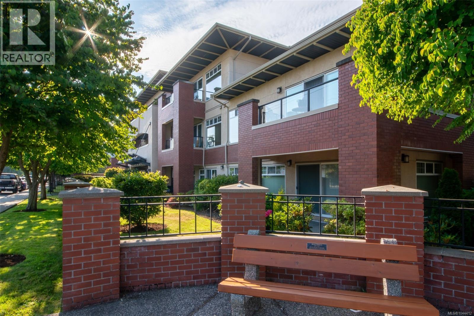 Residential in Sidney 4