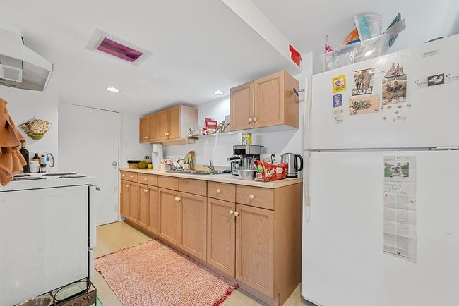 3229 W 24 Th Ave, House other with 6 bedrooms, 3 bathrooms and 2 parking in Vancouver BC | Image 26