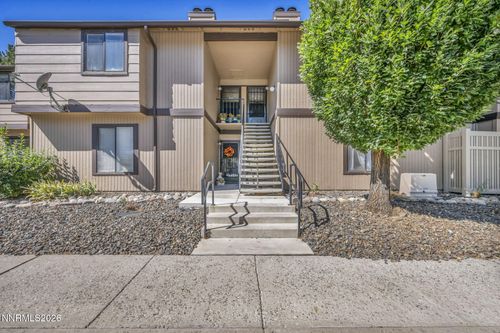 5015 Reggie Rd, Reno, NV, 89502-6341 | Card Image