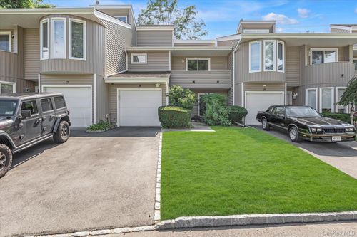14 Kristin Lane, Smithtown, NY, 11788 | Card Image