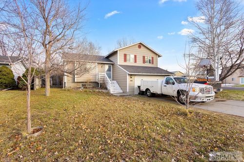 1887 Ironwood Dr, Idaho Falls, ID, 83402-5553 | Card Image