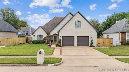 4423 Urbana Ct, Broken Arrow, OK, 74012-6065 | Card Image